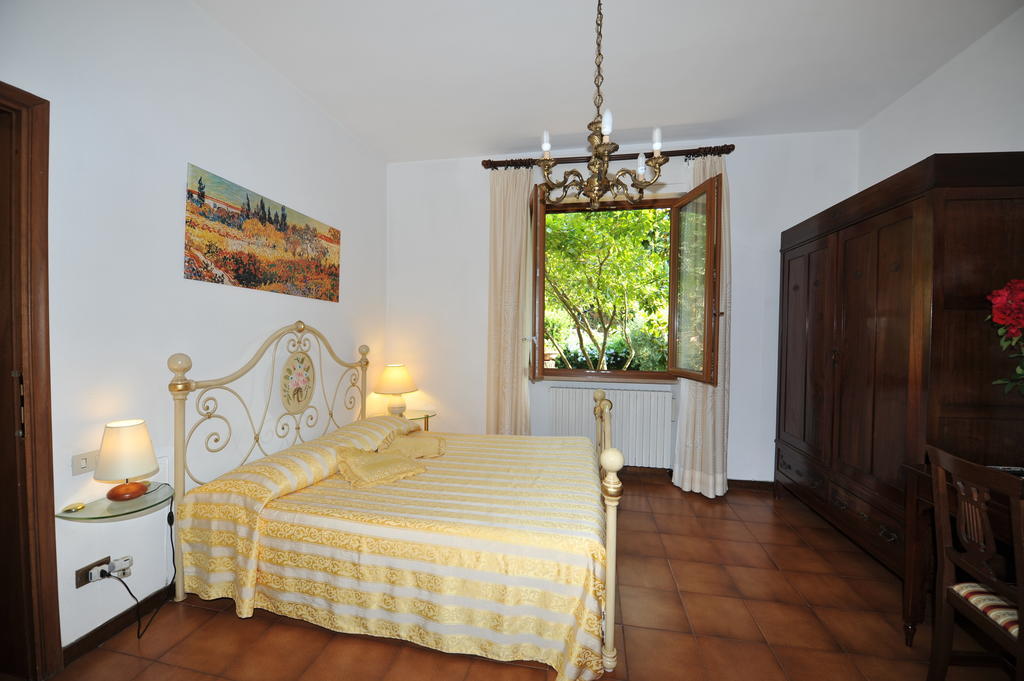 Villa Gli Olivi à Calci Chambre photo