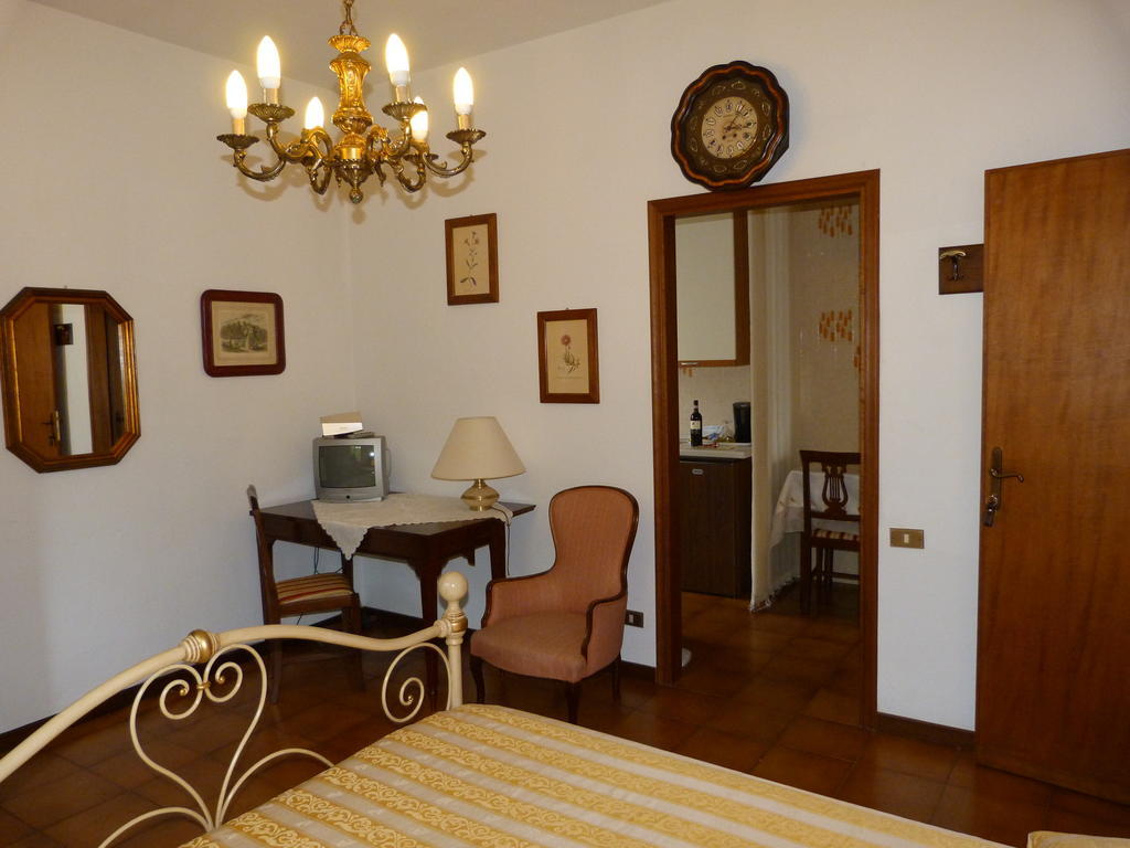 Villa Gli Olivi à Calci Chambre photo