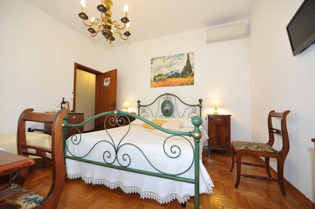 Villa Gli Olivi à Calci Chambre photo