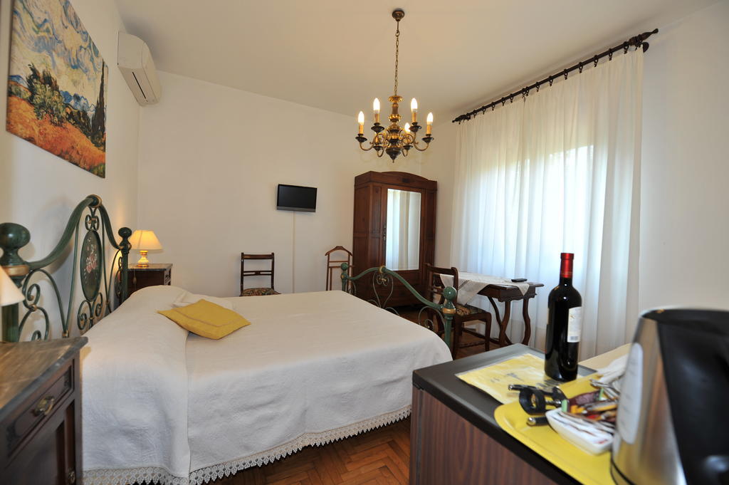 Villa Gli Olivi à Calci Chambre photo